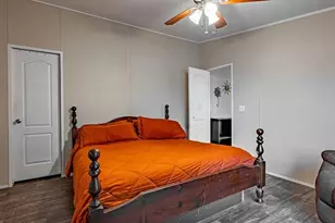 353 R and R Dr, Springtown, TX 76082 - Photo 9