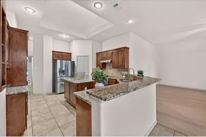 14 Lucas Lane, Edgecliff Village, TX 76134 - Photo 5