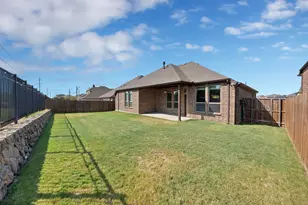 1247 Coneflower Dr, Frisco, TX 75033 - Photo 13