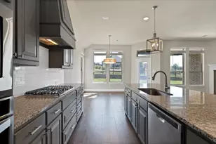 1247 Coneflower Dr, Frisco, TX 75033 - Photo 9