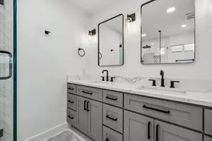 6718 Kingsbury Dr, Dallas, TX 75231 - Photo 19