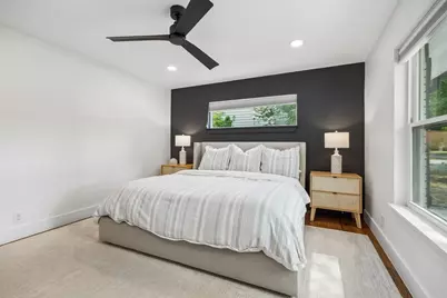 6718 Kingsbury Drive, Dallas, TX 75231 - Photo 17