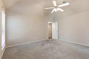 1507 Saddle Creek Ct, Granbury, TX 76048 - Photo 25