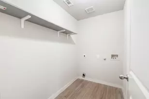 9910 Ironhorse Dr, Dallas, TX 75227 - Photo 21
