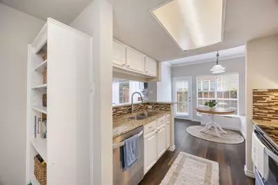 7151 Gaston Avenue #910, Dallas, TX 75214 - Photo 9
