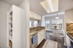 7151 Gaston Ave, Dallas, TX 75214 - Photo 9