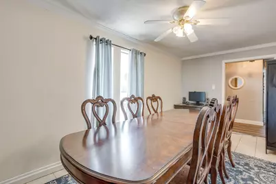 435 SE Gardens Boulevard, Burleson, TX 76028 - Photo 9