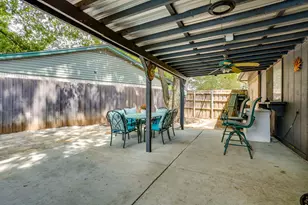 435 SE Gardens Blvd, Burleson, TX 76028 - Photo 39