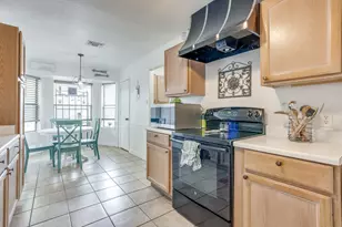 435 SE Gardens Blvd, Burleson, TX 76028 - Photo 15