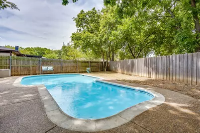 435 SE Gardens Boulevard, Burleson, TX 76028 - Photo 33
