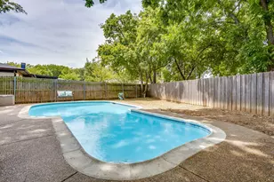 435 SE Gardens Blvd, Burleson, TX 76028 - Photo 33