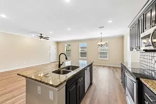 1918 Avenue D, Grand Prairie, TX 75051 - Photo 11