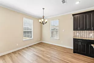 1918 Avenue D, Grand Prairie, TX 75051 - Photo 7