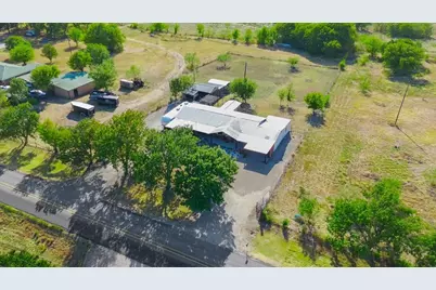 2093 Fm 1182, Ennis, TX 75119 - Photo 39