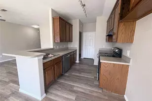 9325 Rhoni Ct, Fort Worth, TX 76140 - Photo 9