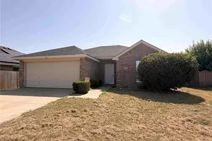 9325 Rhoni Ct, Fort Worth, TX 76140 - Photo 1