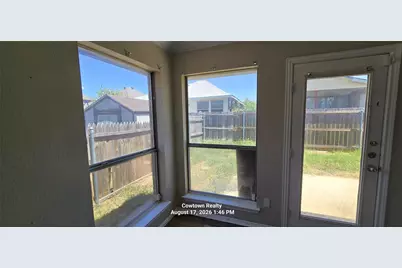 9325 Rhoni Court, Fort Worth, TX 76140 - Photo 17