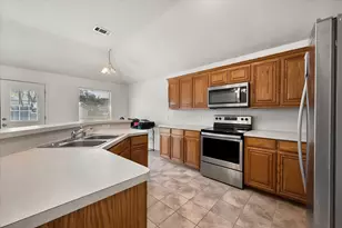 8031 Blue Duck Trail, Arlington, TX 76002 - Photo 3
