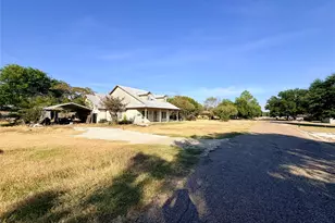 448 Norwood Dr, Woodway, TX 76712 - Photo 25