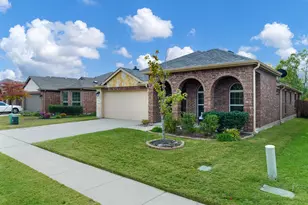 1120 Cheyenne Dr, Aubrey, TX 76227 - Photo 3
