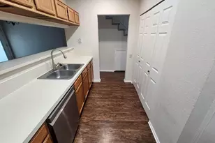 1503 Maybrook Ct, Arlington, TX 76014 - Photo 15