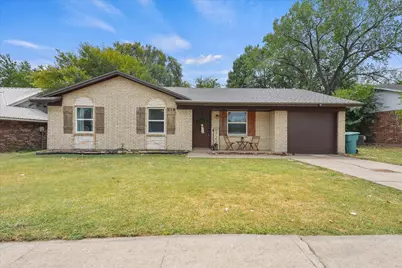 214 E Arkansas Street, Sherman, TX 75090 - Photo 15