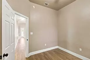 627 Brenna Rd, Waxahachie, TX 75165 - Photo 17