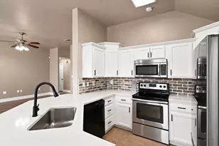 627 Brenna Rd, Waxahachie, TX 75165 - Photo 7