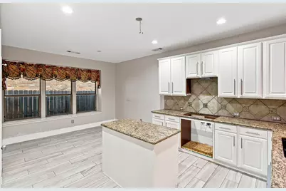 7075 Nantucket Way, Grand Prairie, TX 75054 - Photo 5