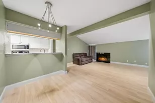 12824 Midway Rd, Dallas, TX 75244 - Photo 11