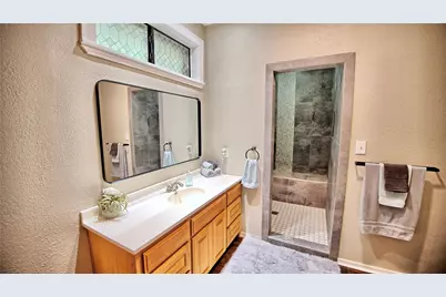 301 W Howell Street, Saint Jo, TX 76265 - Photo 11