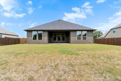 2106 Briarwood Drive, Bridgeport, TX 76426 - Photo 37