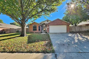 741 Cardinal Dr, Saginaw, TX 76131 - Photo 1