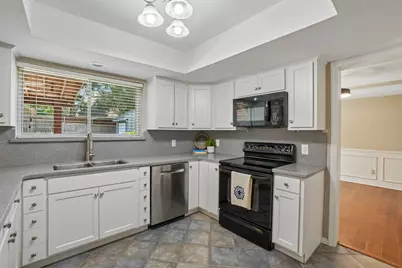 3231 Summerfield Drive, Grapevine, TX 76051 - Photo 11