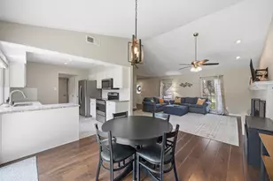 408 Thorn Wood Dr, Euless, TX 76039 - Photo 13