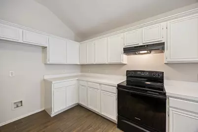 9701 Rochdale Drive, Rowlett, TX 75087 - Photo 9