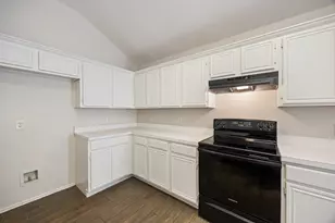 9701 Rochdale Dr, Rowlett, TX 75087 - Photo 9