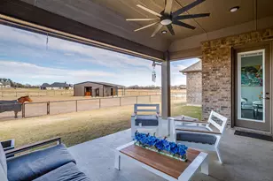 460 Royal Santana Run, Weatherford, TX 76087 - Photo 33