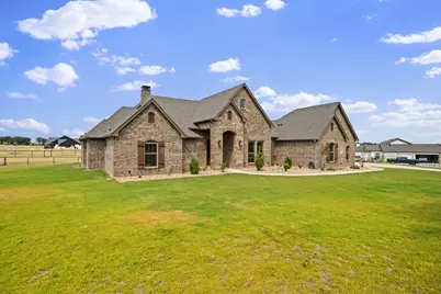 460 Royal Santana Run, Weatherford, TX 76087 - Photo 5