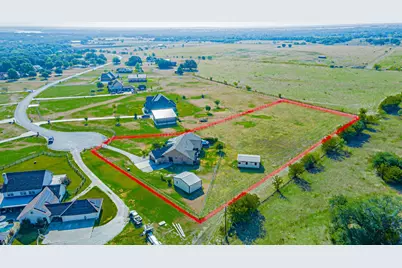 3609 Farm Land Court, Granbury, TX 76048 - Photo 3