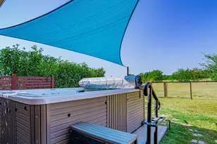 3609 Farm Land Ct, Granbury, TX 76048 - Photo 35