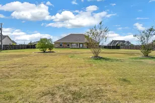279 Sportsman Dr, Lorena, TX 76655 - Photo 37
