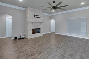 279 Sportsman Dr, Lorena, TX 76655 - Photo 5