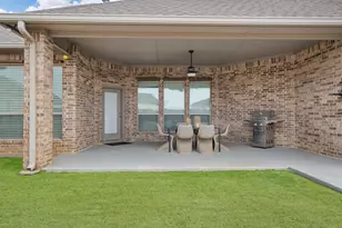 10909 Chriswood Dr, Crowley, TX 76036 - Photo 7