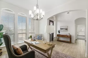 10909 Chriswood Dr, Crowley, TX 76036 - Photo 17