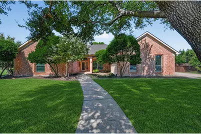 4901 Forest Hill Drive, Flower Mound, TX 75028 - Photo 3