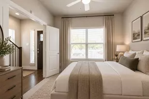 1303 Palm Canyon Dr, Dallas, TX 75204 - Photo 3