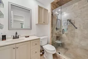 1838 Sandra Ln, Grand Prairie, TX 75052 - Photo 17