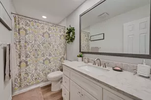 1838 Sandra Ln, Grand Prairie, TX 75052 - Photo 19
