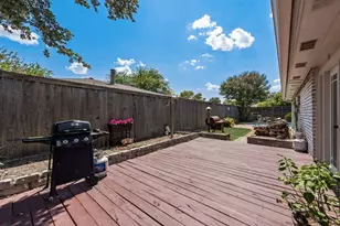 1838 Sandra Ln, Grand Prairie, TX 75052 - Photo 21